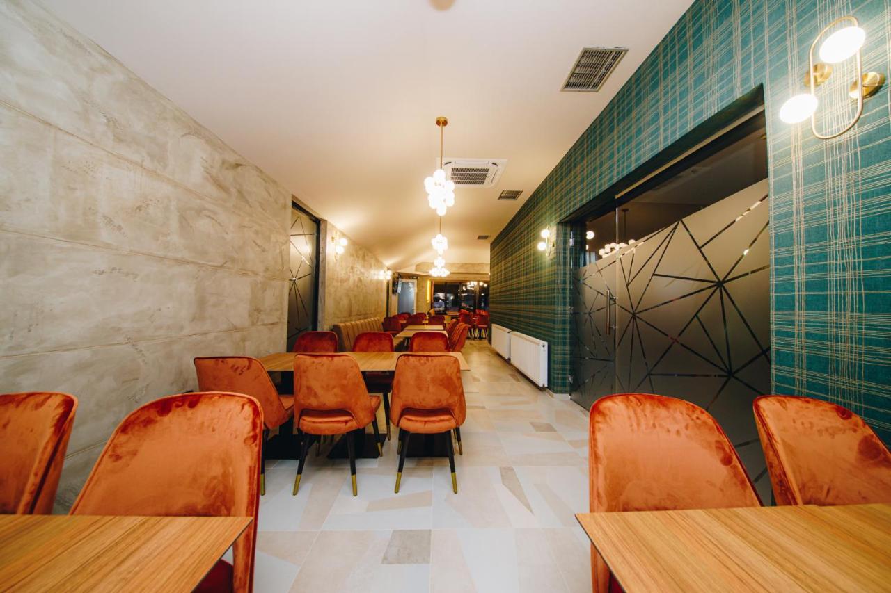 Garni Hotel Radovic Κραγκούγιεβατς Εξωτερικό φωτογραφία