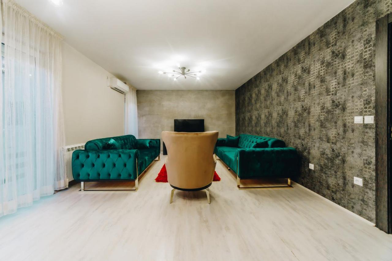 Garni Hotel Radovic Κραγκούγιεβατς Εξωτερικό φωτογραφία