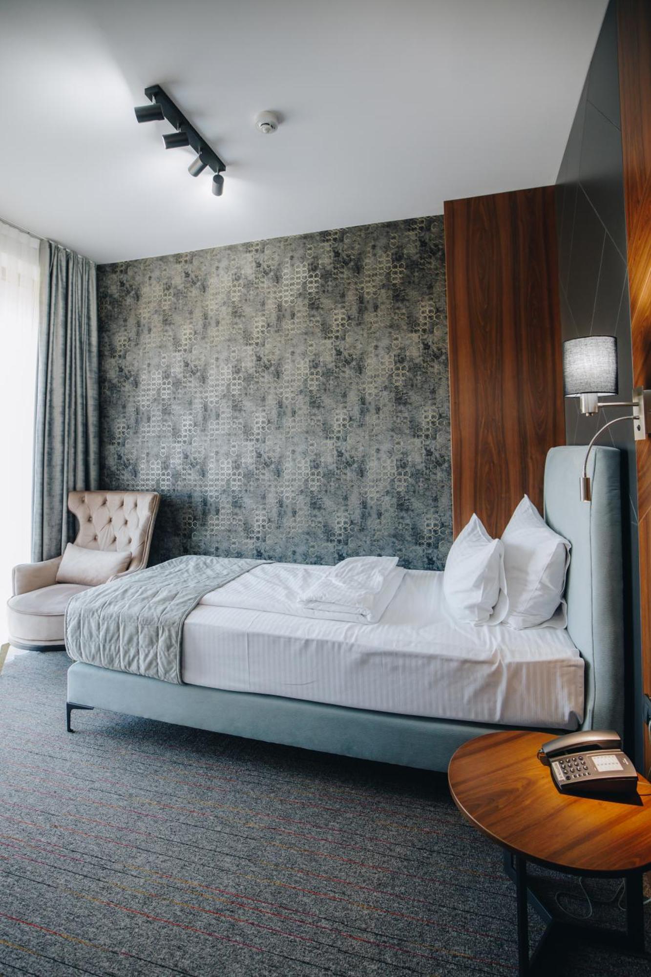 Garni Hotel Radovic Κραγκούγιεβατς Εξωτερικό φωτογραφία