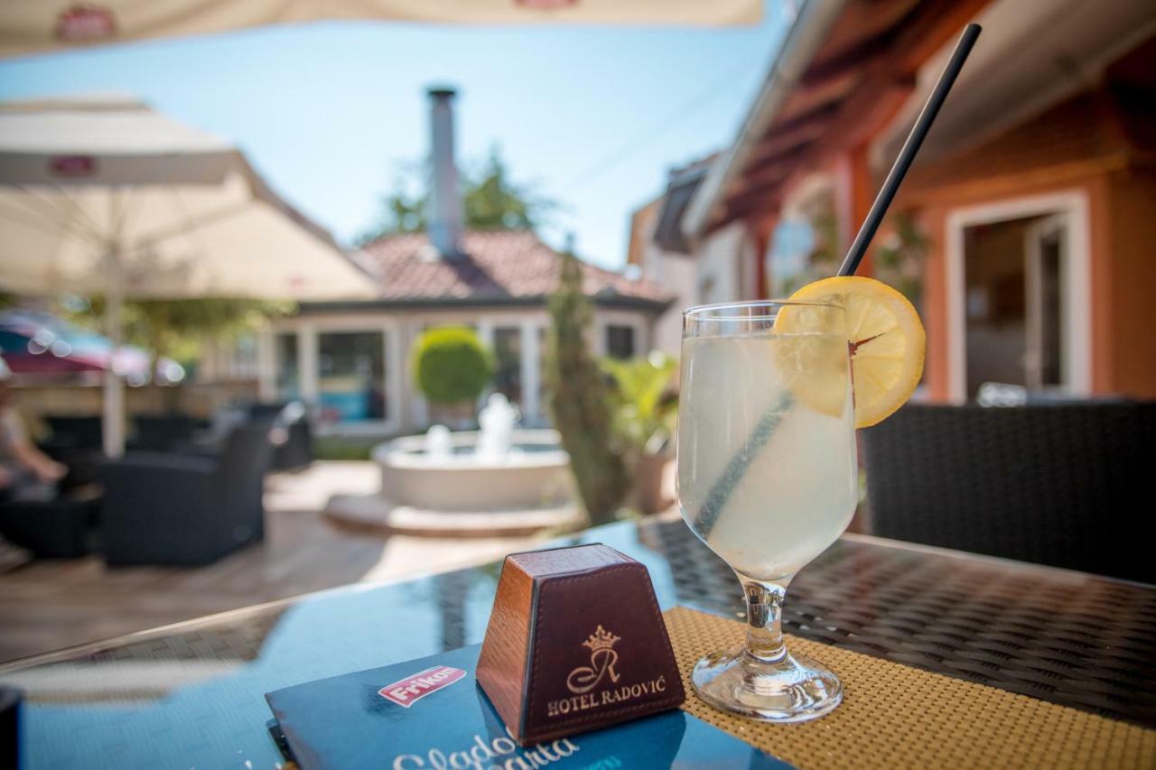 Garni Hotel Radovic Κραγκούγιεβατς Εξωτερικό φωτογραφία