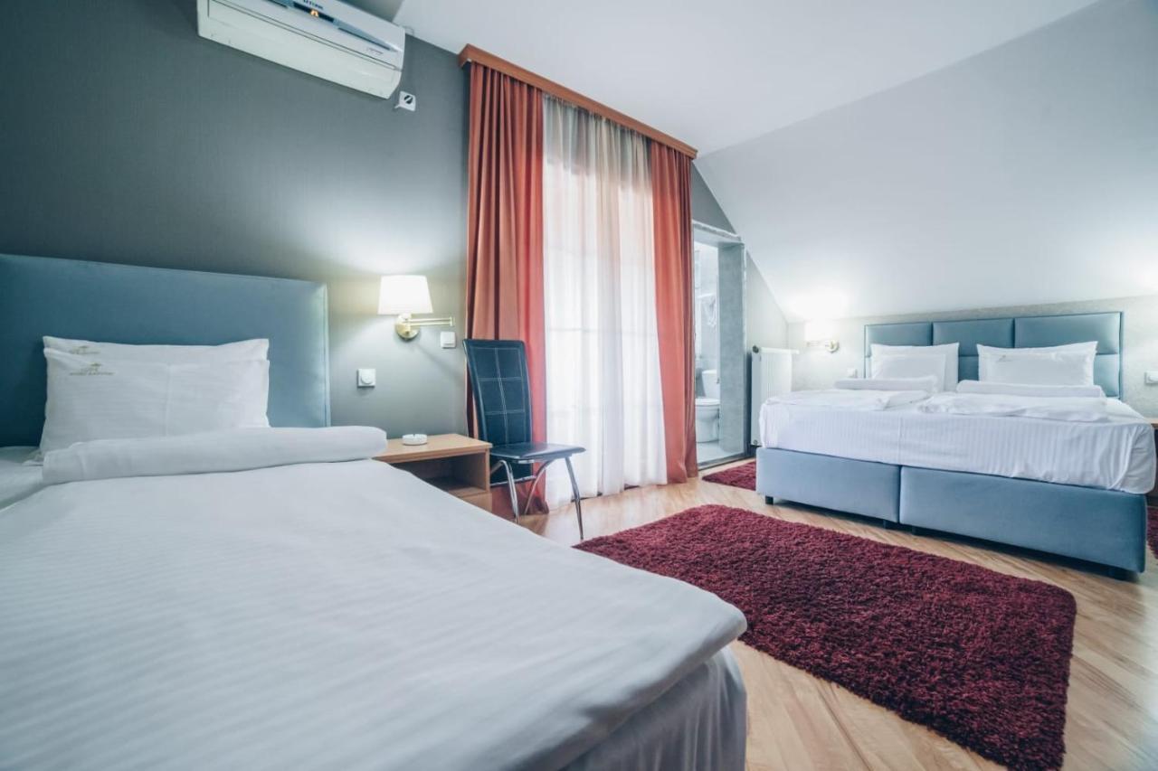 Garni Hotel Radovic Κραγκούγιεβατς Εξωτερικό φωτογραφία